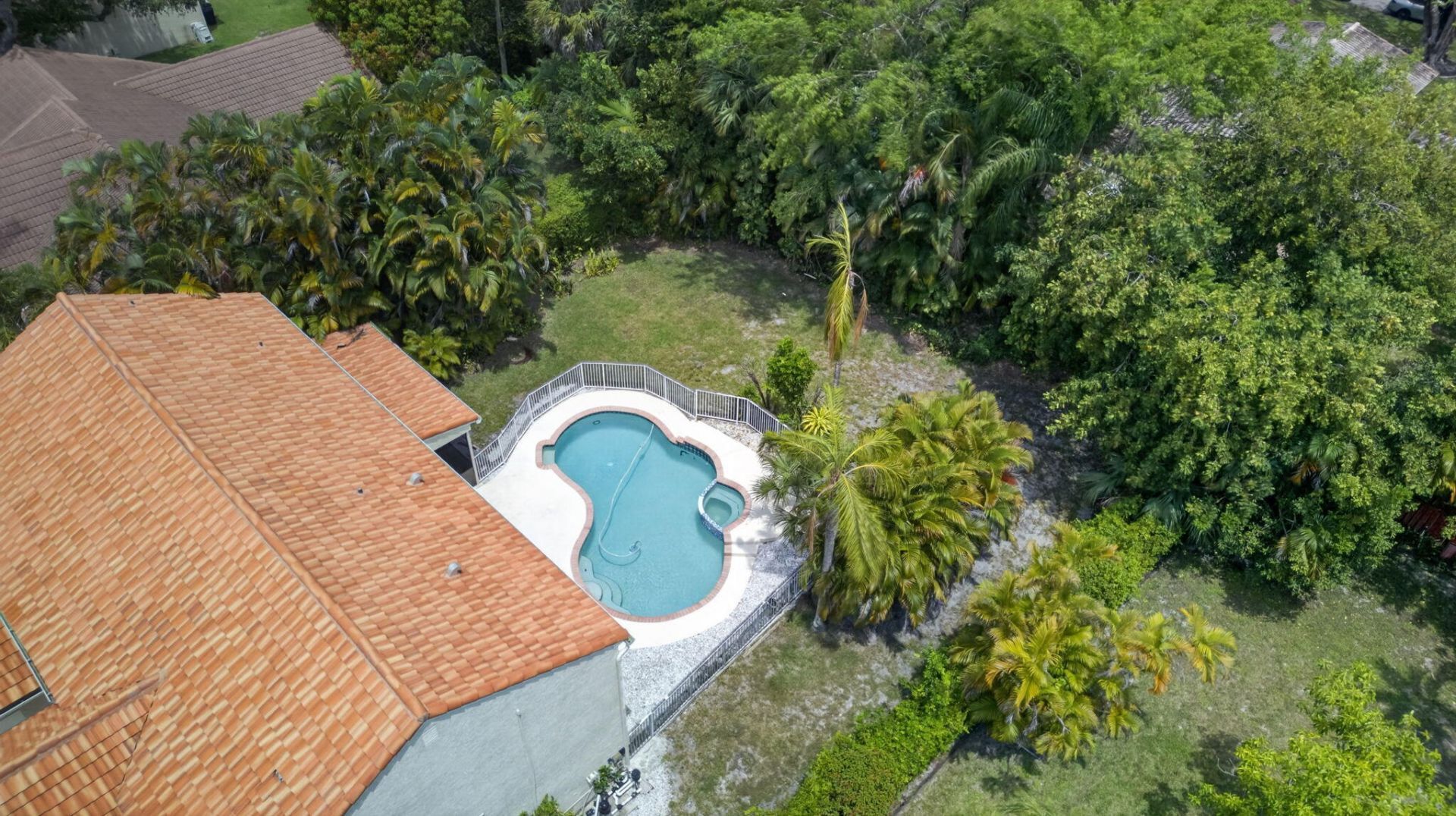7555 Live Oak Drive, Coral Springs, FL 33065 Photo