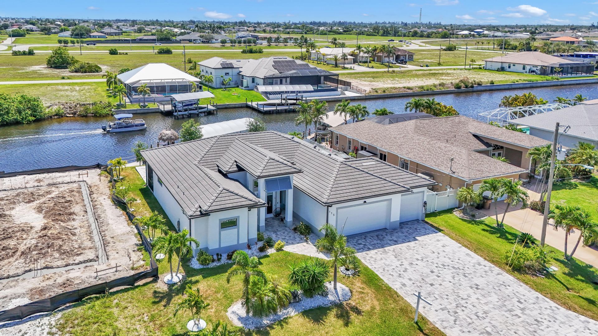 115 NW 33rd Avenue, Matlacha, FL 33993 Photo