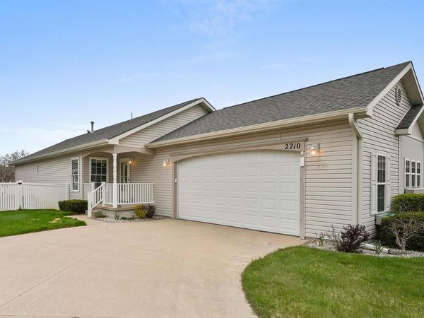 2210 Seaview Drive, Traverse City, MI 49686