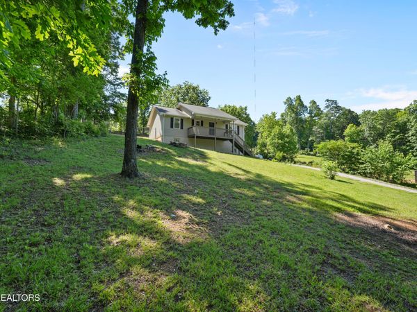 6440 Zachary Rd, Corryton, TN 37721
