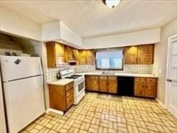 46 Washington Ave, Unit 1, Winthrop, MA 02152