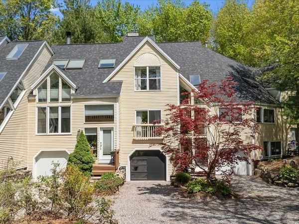 8 Deer Path, Unit 8, Hudson, MA 01749