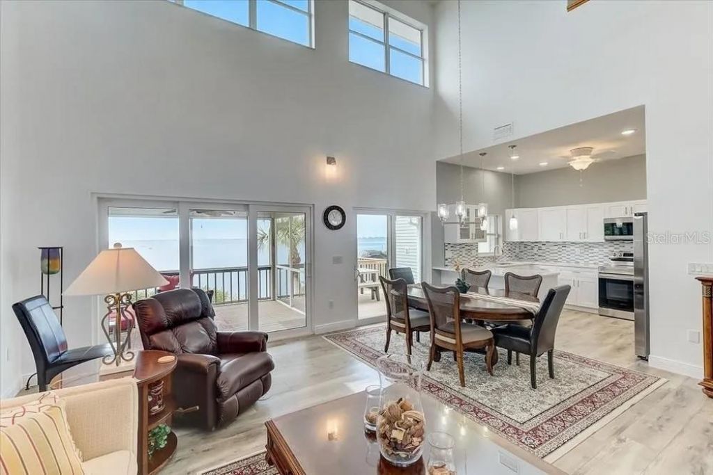 2424 Bay Drive , Bradenton, FL 34207 Photo