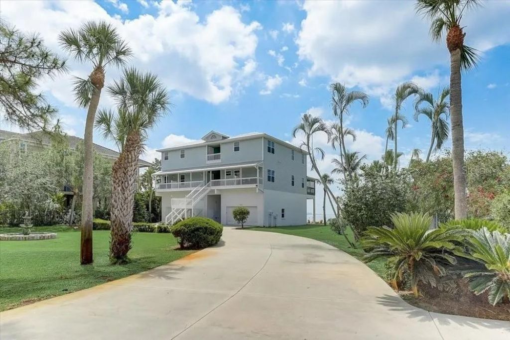 2424 Bay Drive , Bradenton, FL 34207 Photo