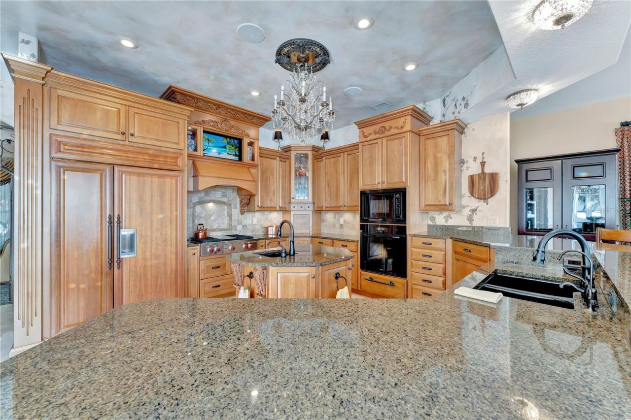 416 81st Street W, Bradenton, FL 34209 Photo