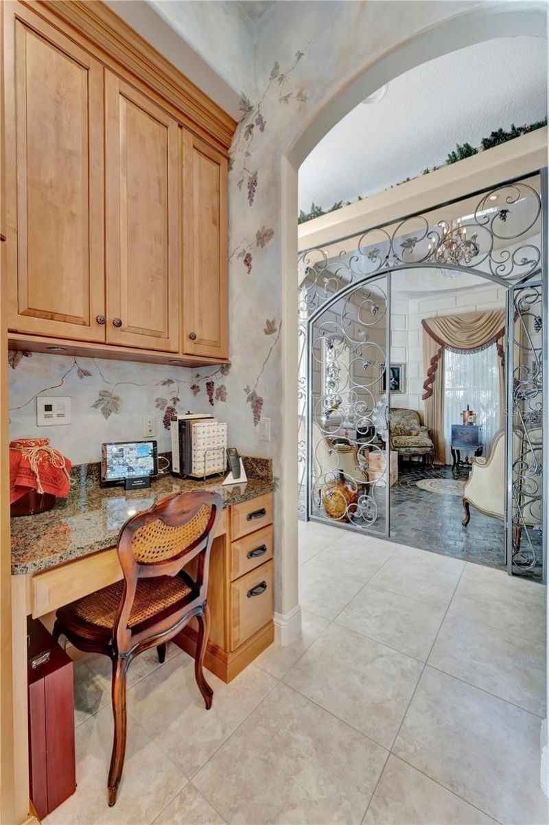416 81st Street W, Bradenton, FL 34209 Photo
