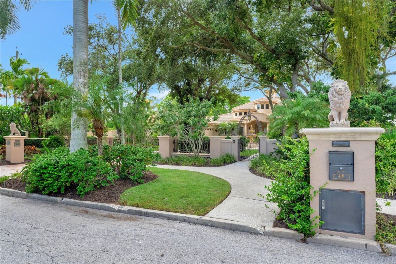 416 81st Street W, Bradenton, FL 34209 Photo
