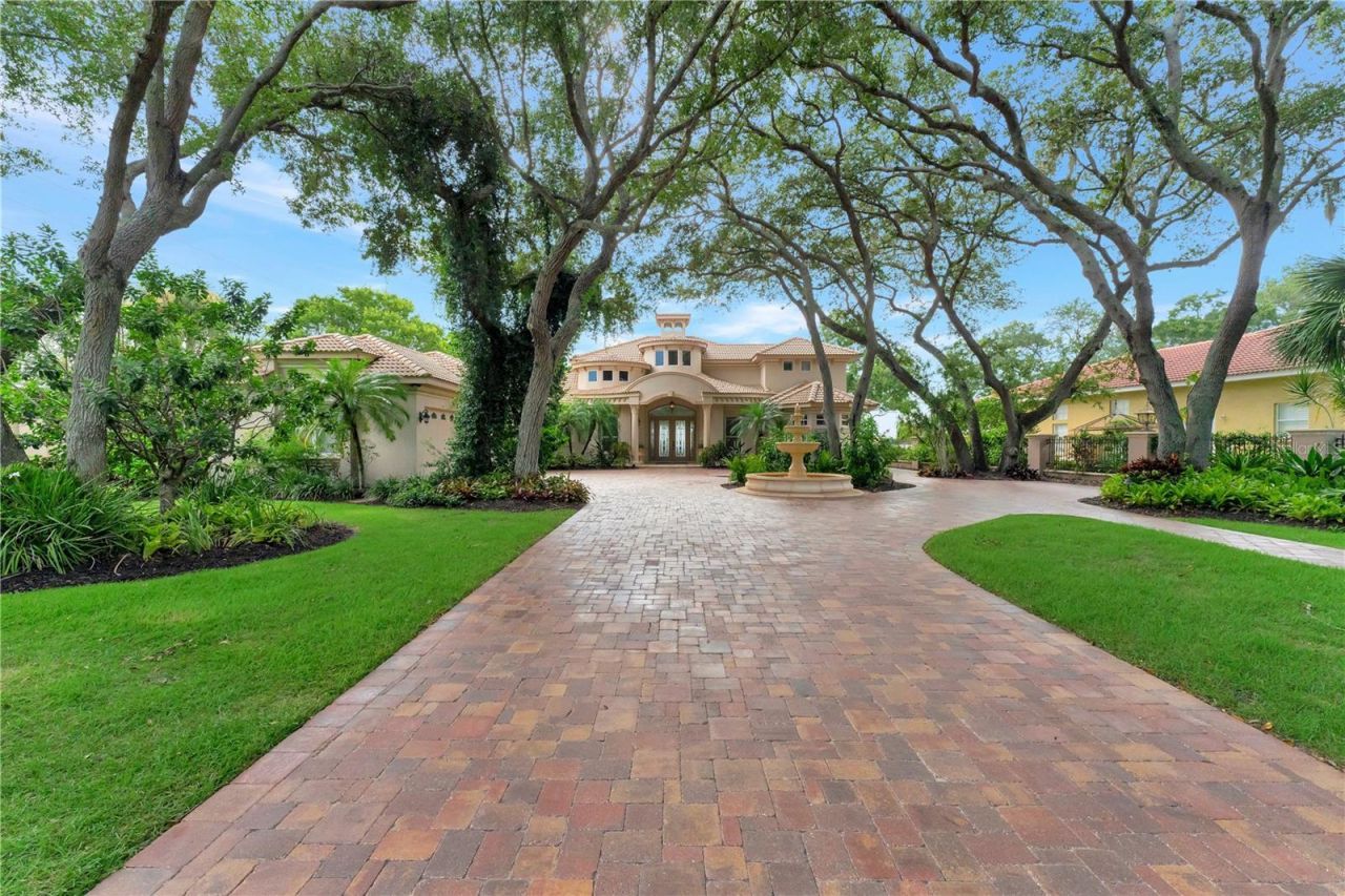 416 81st Street W, Bradenton, FL 34209 Photo