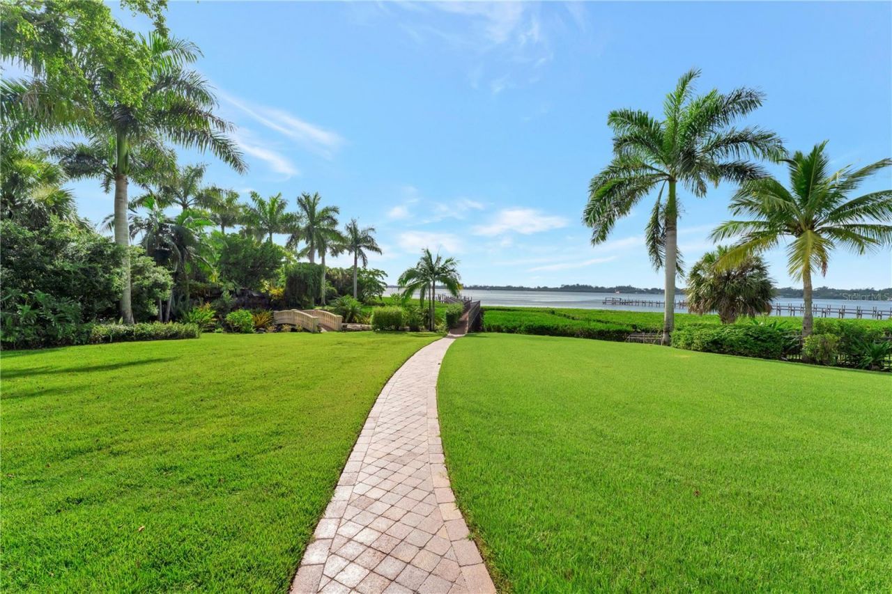416 81st Street W, Bradenton, FL 34209 Photo