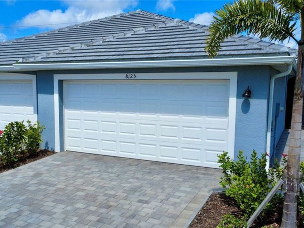 8125 SHORE LAKE DRIVE , ENGLEWOOD, FL 34224