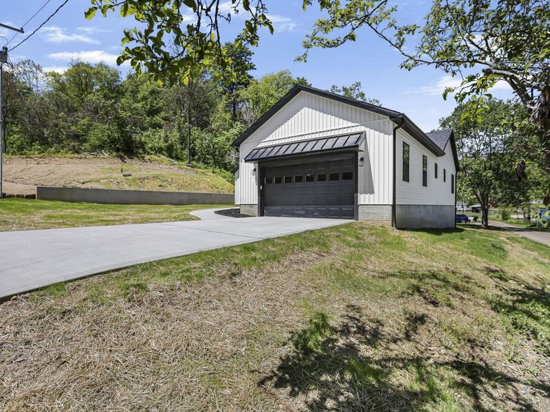 5140 Marietta Avenue, Buchtel, OH 45716 Photo 3