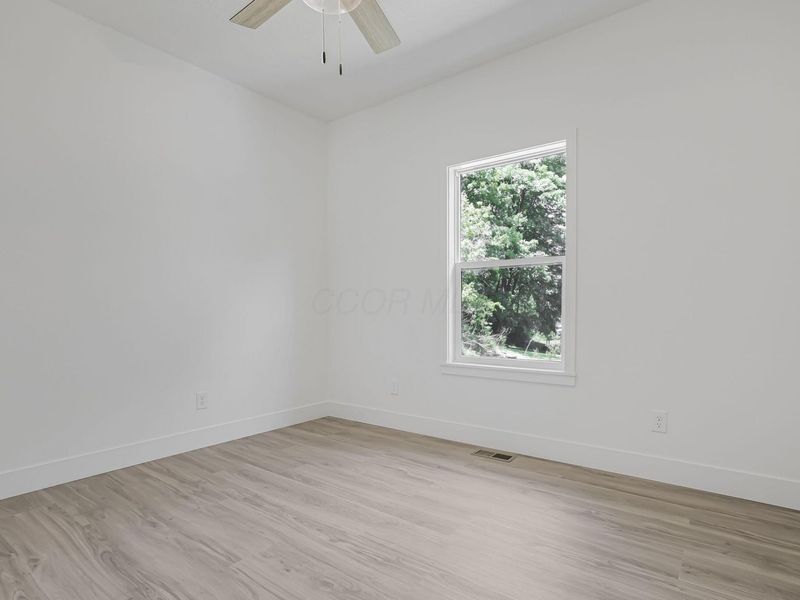 5140 Marietta Avenue, Buchtel, OH 45716 Photo 32