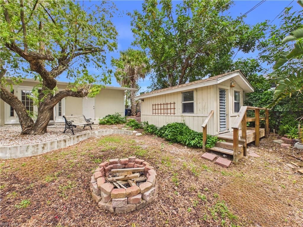 794 Hydrangea Dr, North Fort Myers, FL 33903 Photo