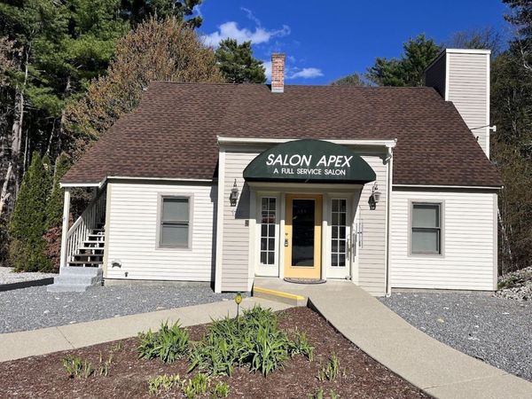 110 Ponemah Road, Amherst, NH 03031