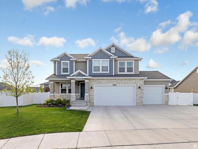 4904 N Mt Nebo Dr, Eagle Mountain, UT 84005 Main Photo