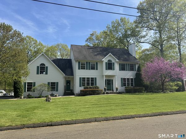 37 Oakwood , Hamden, CT 06518