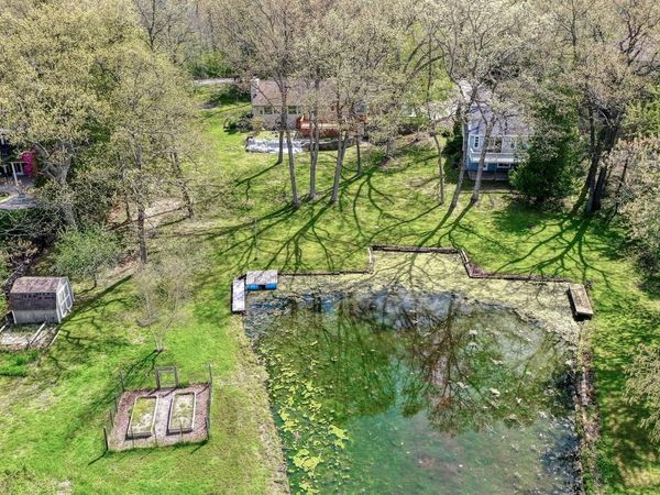 3513 Ridge DRIVE, Hartland, WI 53029