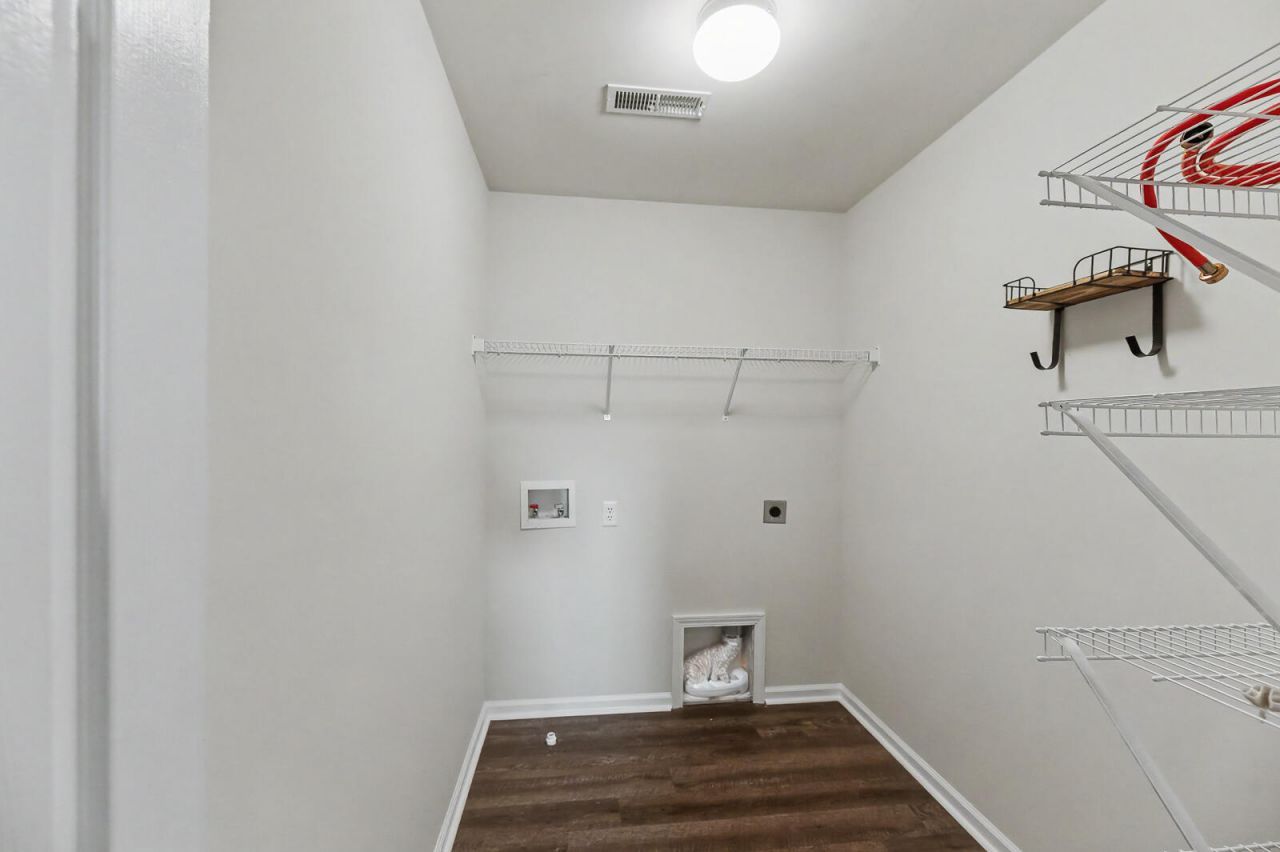 416 Watershed Drive Photo 16