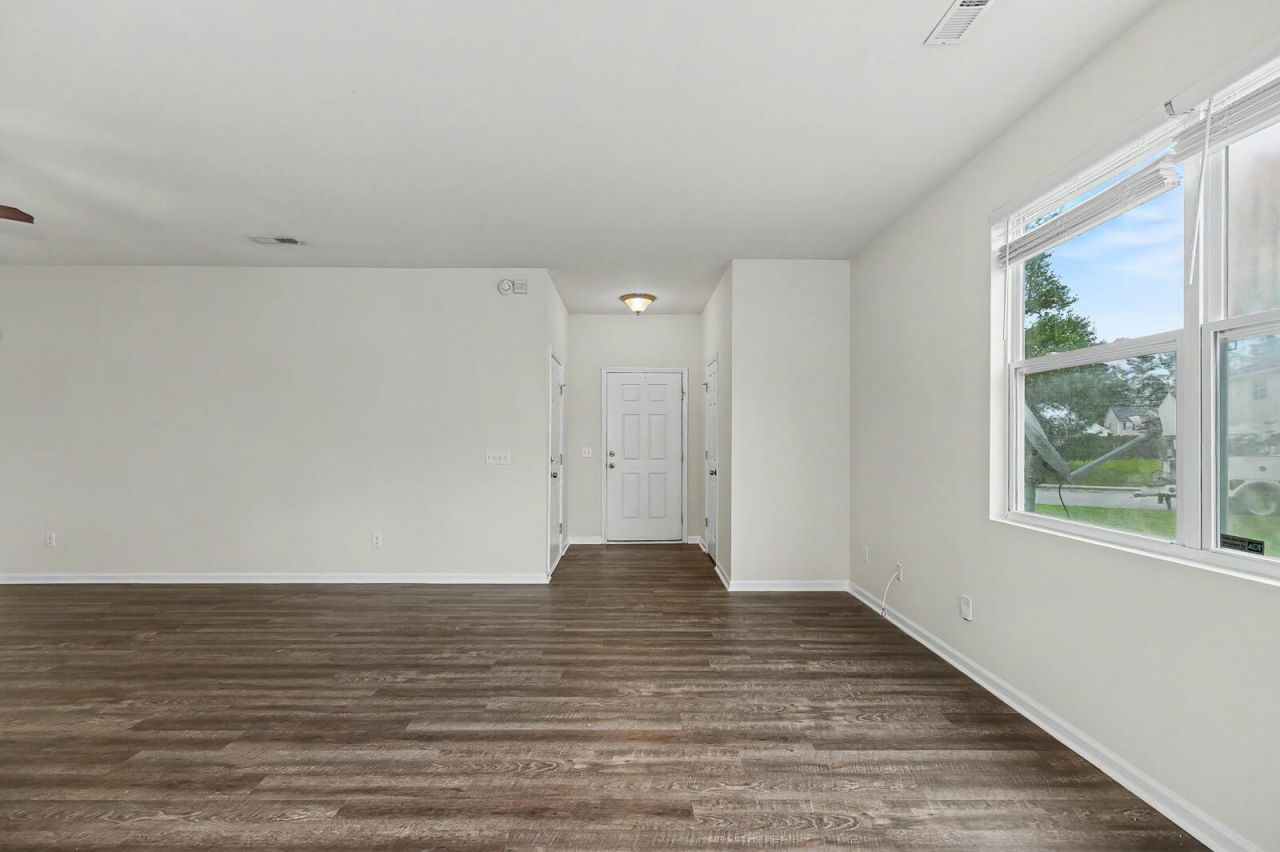 416 Watershed Drive Photo 8