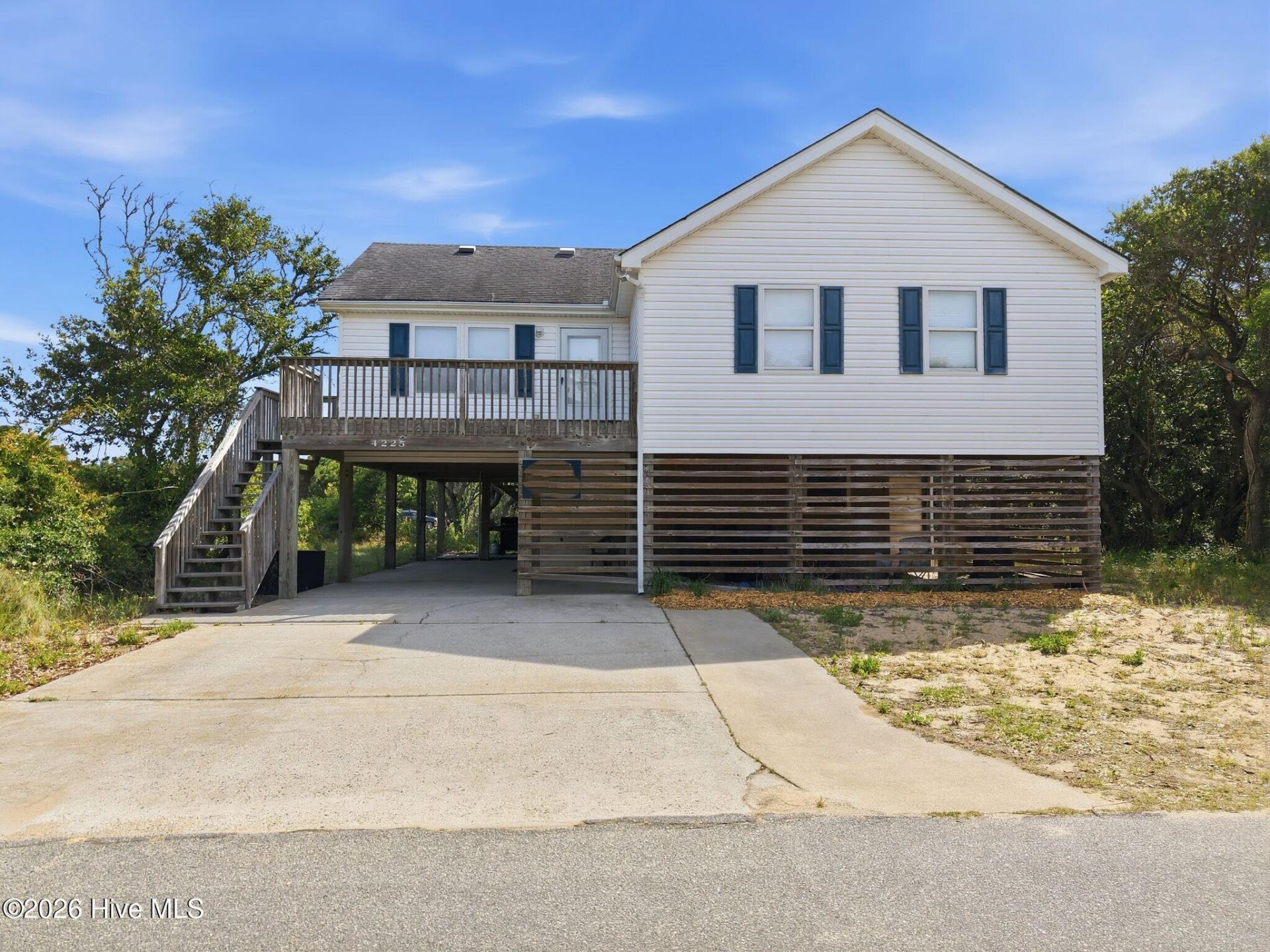 4225 Johnston Lane, Kitty Hawk, NC 27949 Main Photo