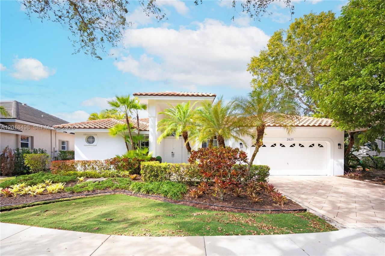 2621 Oakbrook Ln , Weston, FL 33332 Photo
