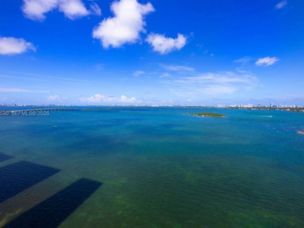 725 NE 22nd St, Unit PH2A, Miami, FL 33137