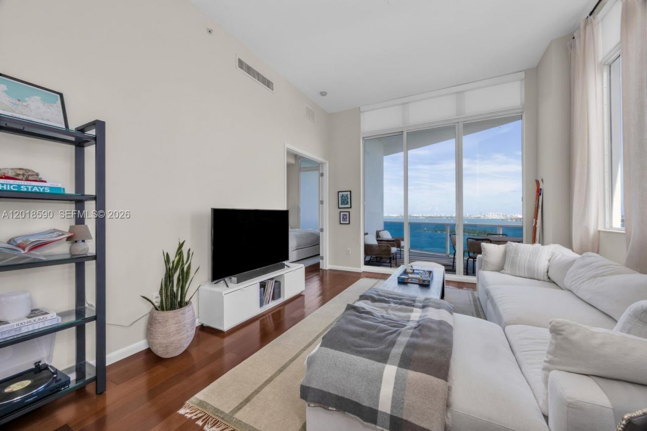 725 NE 22nd St, Unit PH2A, Miami, FL 33137 Photo