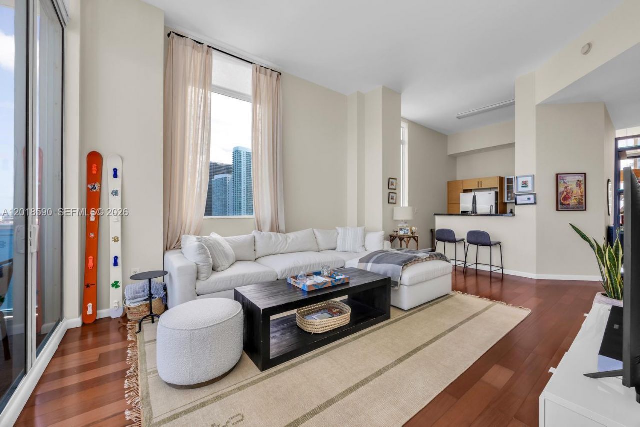 725 NE 22nd St, Unit PH2A, Miami, FL 33137 Photo