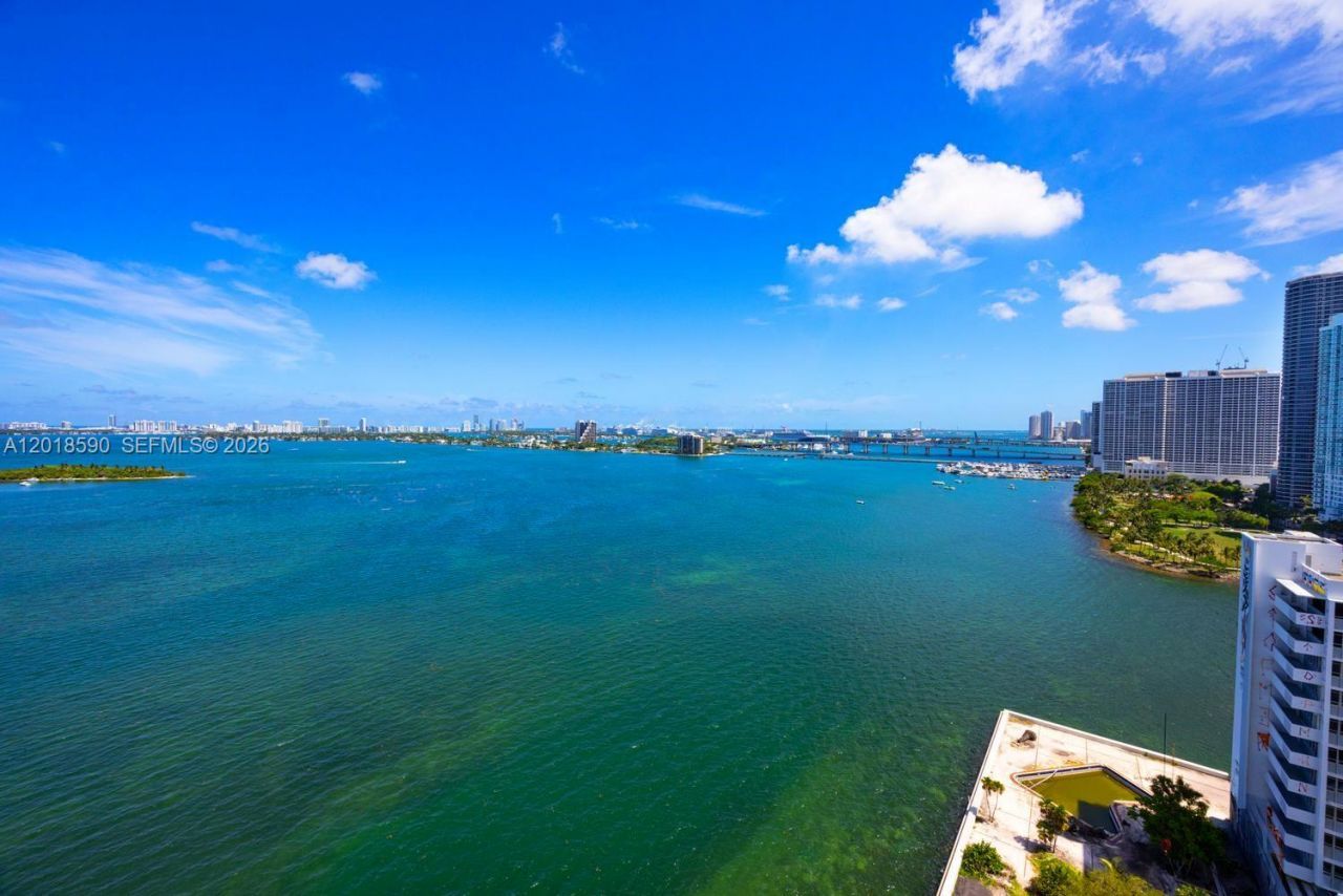 725 NE 22nd St, Unit PH2A, Miami, FL 33137 Photo