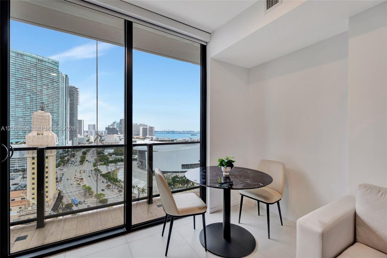 398 NE 5th St , Unit 1407, Miami, FL 33132 Photo