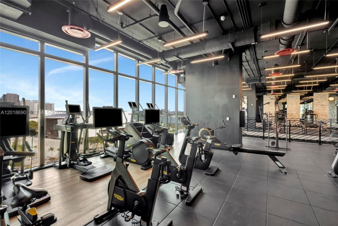 398 NE 5th St , Unit 1407, Miami, FL 33132 Photo