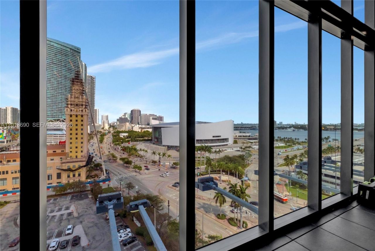 398 NE 5th St , Unit 1407, Miami, FL 33132 Photo
