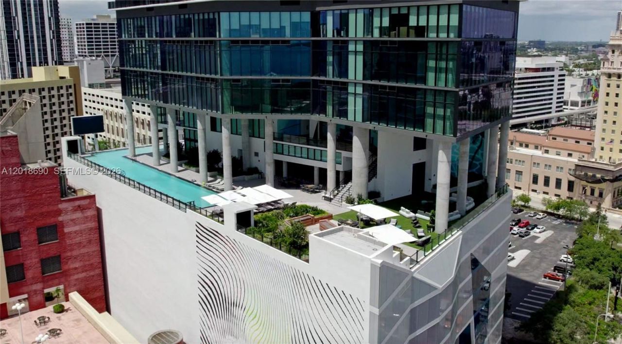 398 NE 5th St , Unit 1407, Miami, FL 33132 Photo