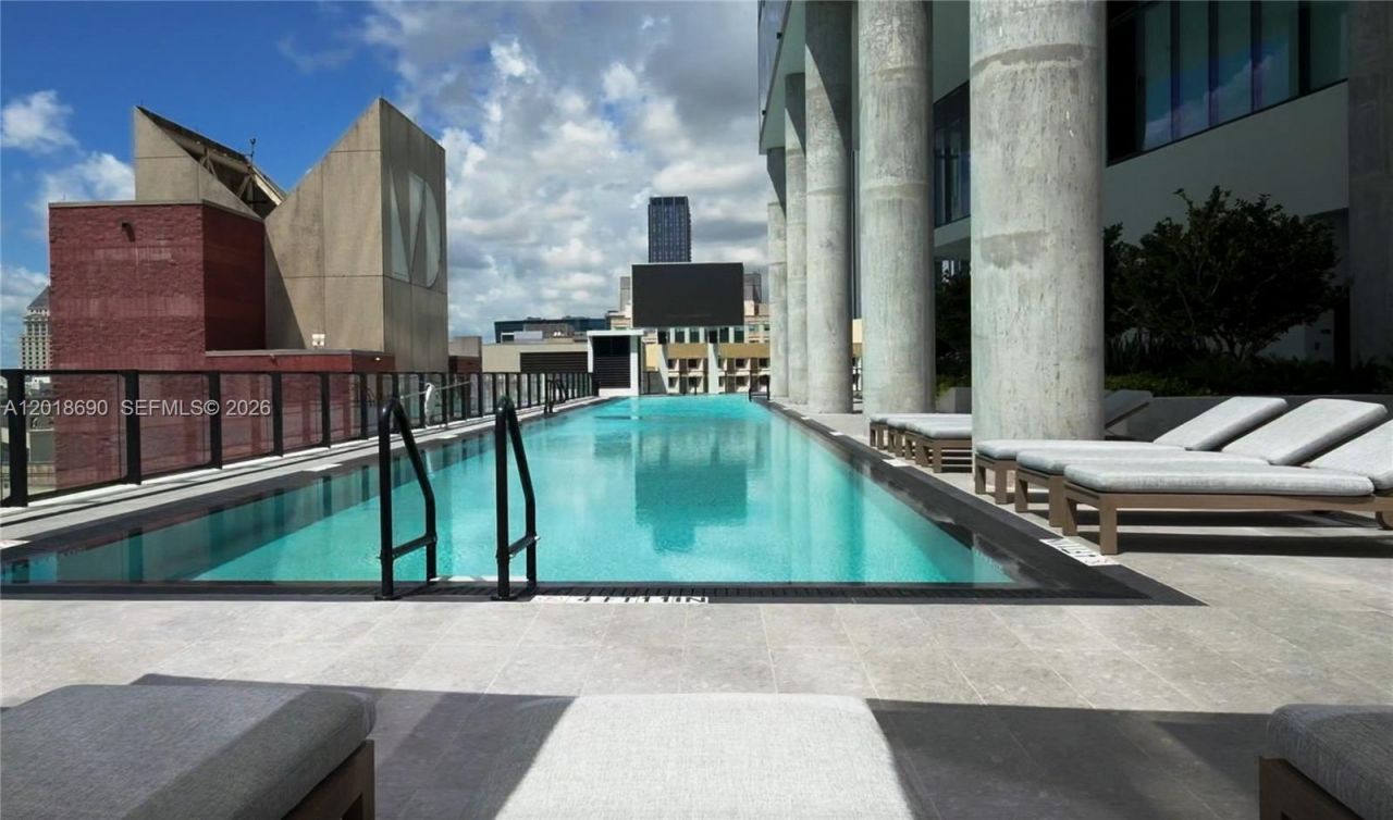 398 NE 5th St , Unit 1407, Miami, FL 33132 Photo