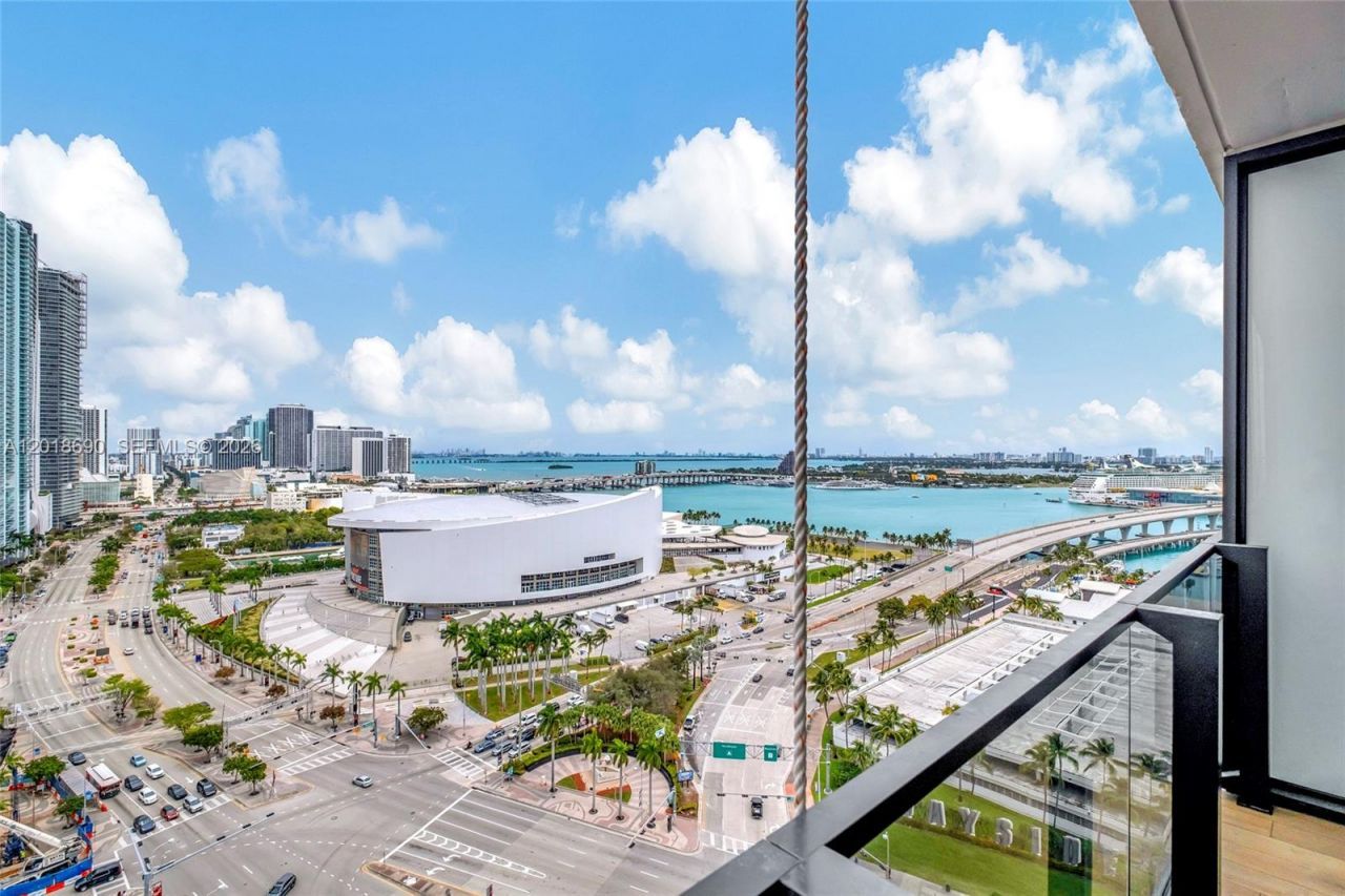 398 NE 5th St , Unit 1407, Miami, FL 33132 Photo