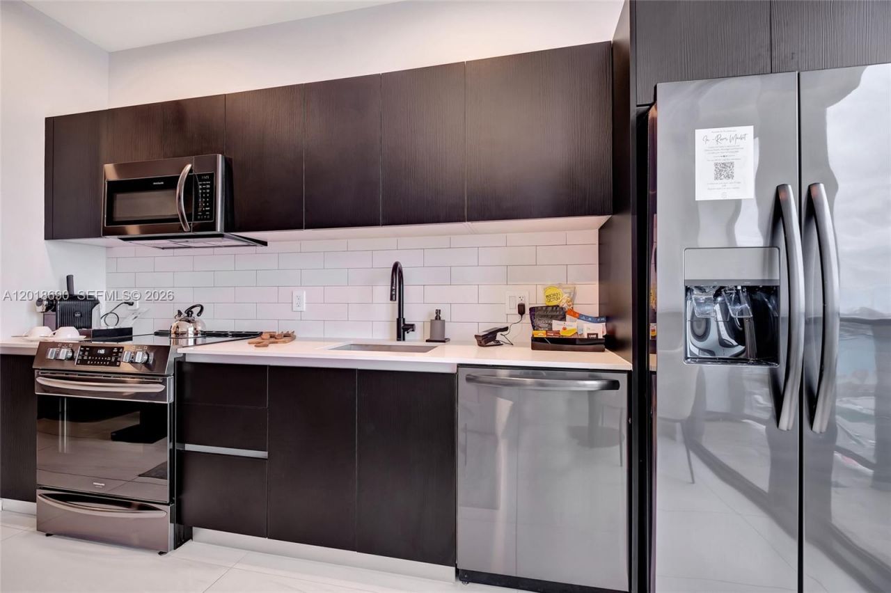 398 NE 5th St , Unit 1407, Miami, FL 33132 Photo