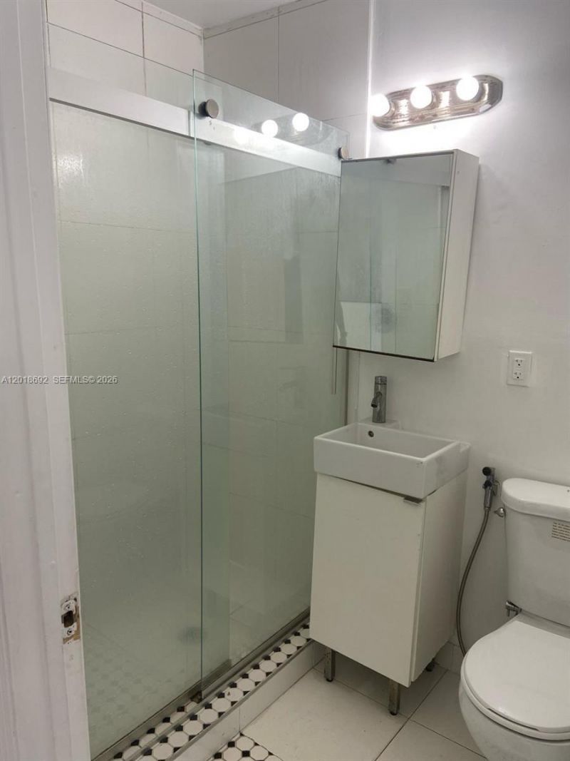 1611 Michigan Ave , Unit 4, Miami Beach, FL 33139 Photo