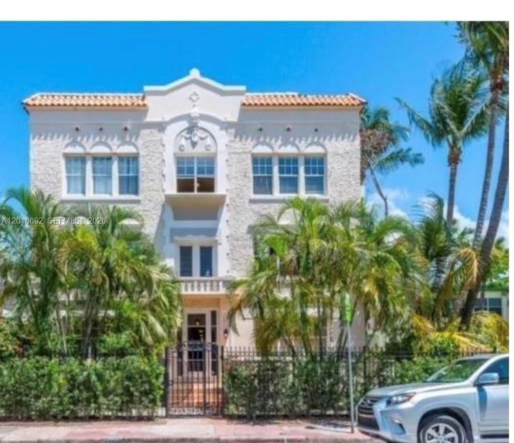 1611 Michigan Ave , Unit 4, Miami Beach, FL 33139 Photo