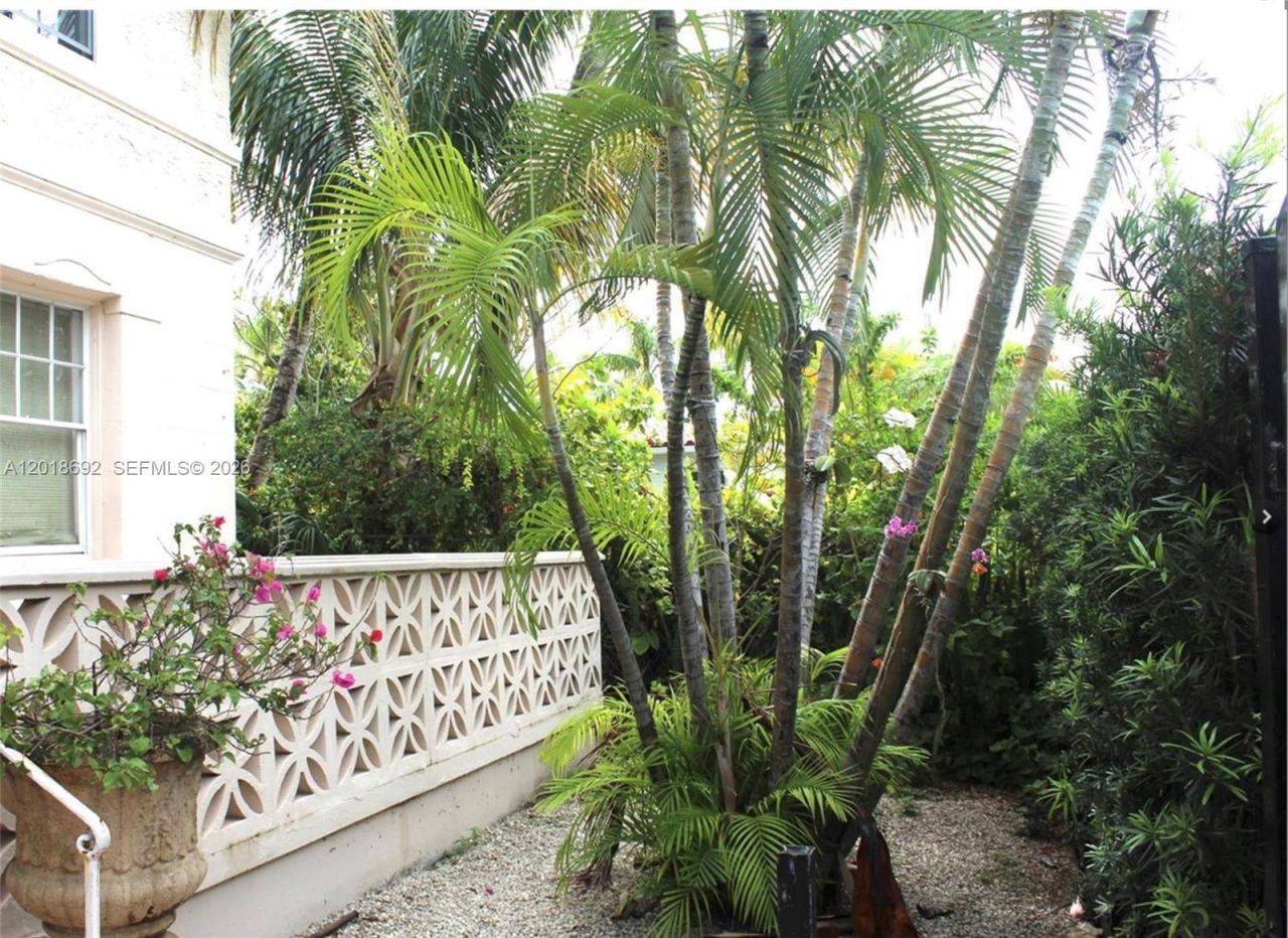 1611 Michigan Ave , Unit 4, Miami Beach, FL 33139 Photo