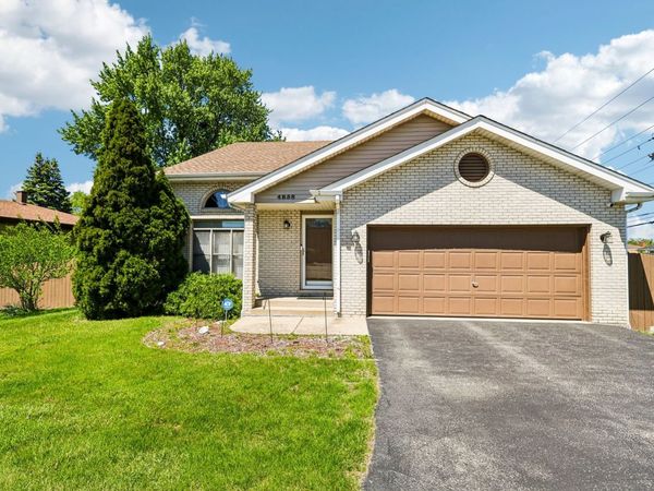 4858 W 115th Street , Alsip, IL 60803