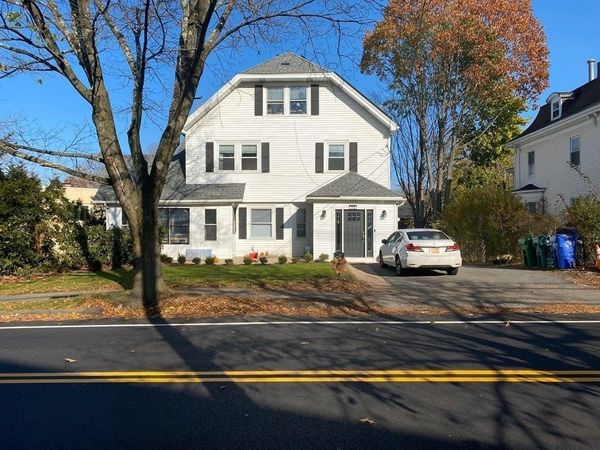 112 Langley Rd, Newton, MA 02459