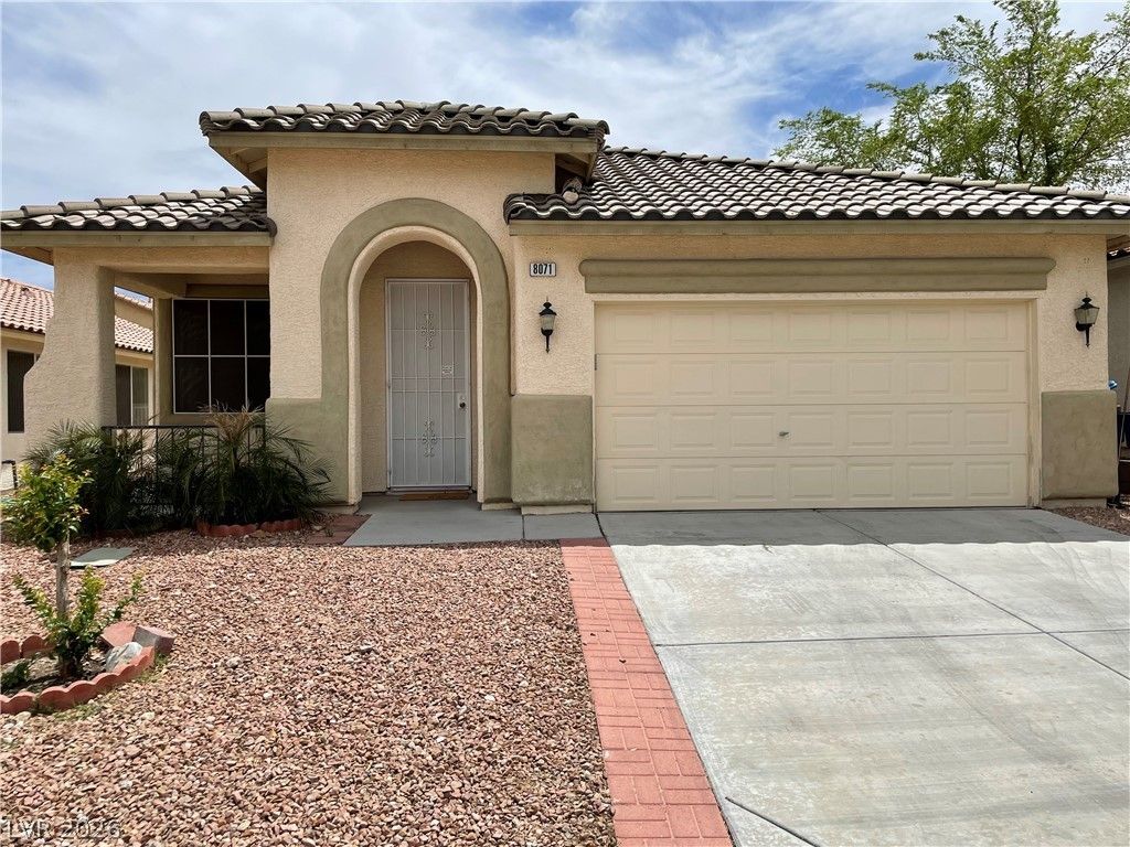 8071 Sapphire Cove Avenue , Las Vegas, NV 89117 Main Photo