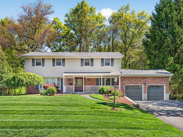22 E Mayer Drive, Suffern, NY 10901
