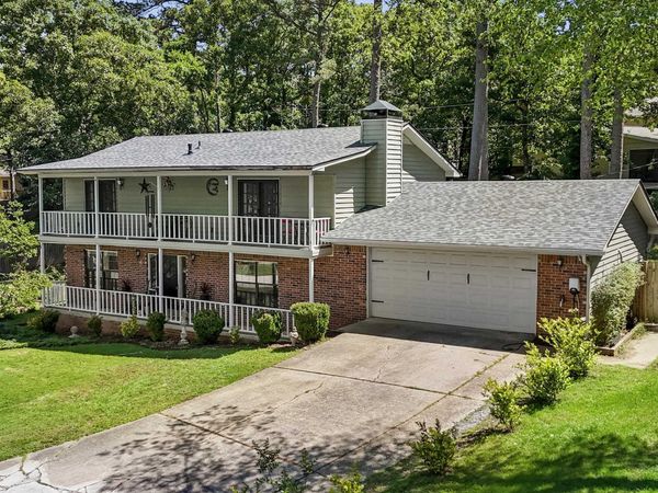 9 Wellington Court, Little Rock, AR 72227