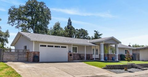 4312 Vista De Lago Way, Fair Oaks, CA 95628 Photo