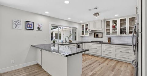 4312 Vista De Lago Way, Fair Oaks, CA 95628 Photo