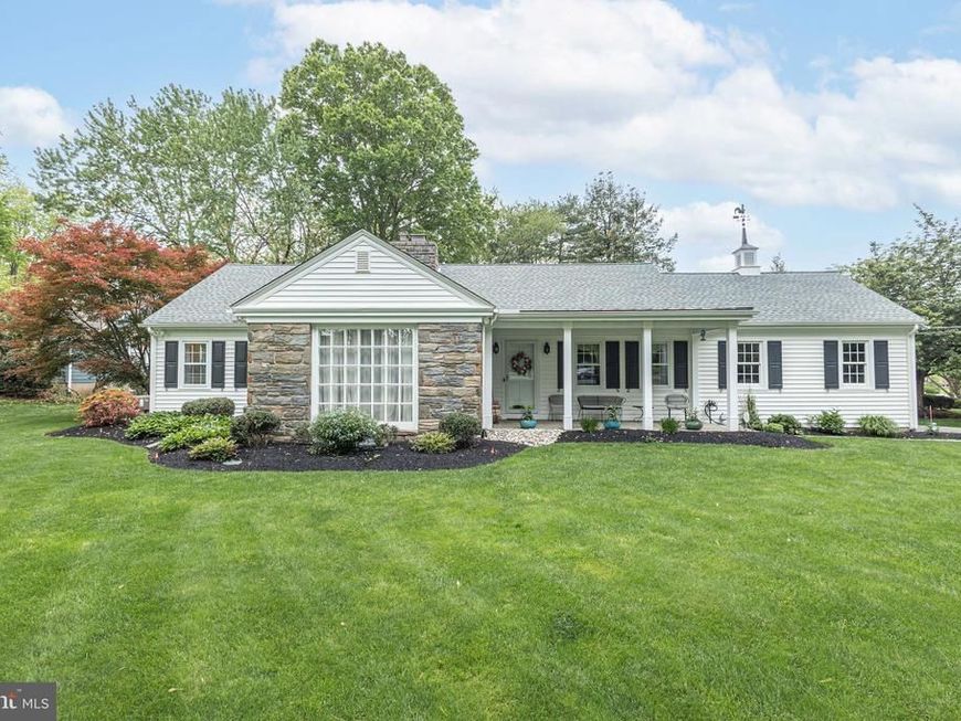 1 S Homestead Drive , Yardley, PA 19067 Main Photo