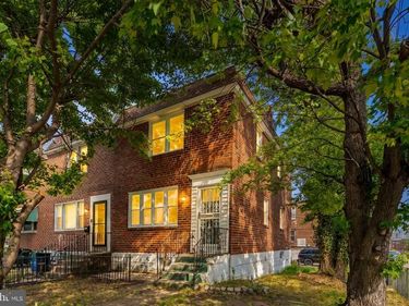 5746 GRAYS AVENUE, PHILADELPHIA, PA 19143