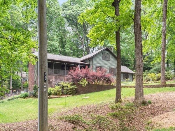 4052 Oak Harbour Circle, Gainesville, GA 30506