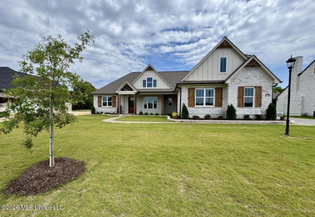 302 Oakworth Drive, Hernando, MS 38632 Main Photo